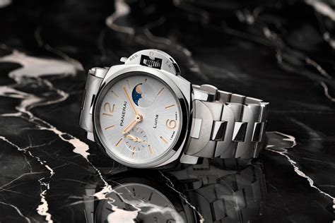 panerai luna moonphase